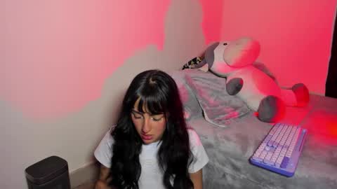 Lola online show from March 6, 2026, 8:55 am