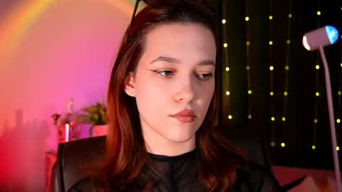 lolalemona online show from June 27, 2026, 12:22 pm