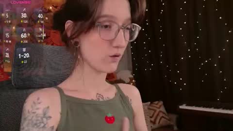 Snapshot of lolami_ chatting on June 23, 2026, 7:06 am lolami_ online show from June 23, 2026, 7:06 am