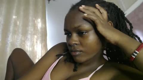 Snapshot of lolamia7 chatting on October 14, 2025, 5:08 am lolamia7 online show from October 14, 2025, 5:08 am