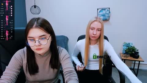 Snapshot of lolamrrr chatting on December 4, 2024, 3:43 pm Lola pvt is OPEN online show from December 4, 2024, 3:43 pm