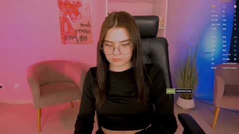 Snapshot of lolamrrr chatting on February 7, 2025, 12:39 pm Lola pvt is OPEN online show from February 7, 2025, 12:39 pm