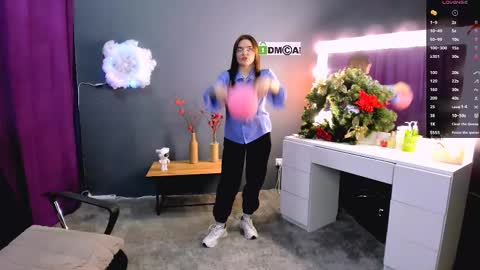 Snapshot of lolamrrr chatting on February 12, 2025, 12:44 pm Lola pvt is OPEN online show from February 12, 2025, 12:44 pm