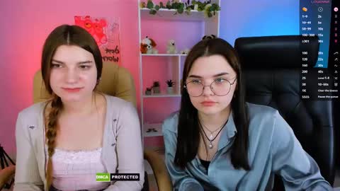 Snapshot of lolamrrr chatting on February 13, 2025, 1:15 pm Lola pvt is OPEN online show from February 13, 2025, 1:15 pm