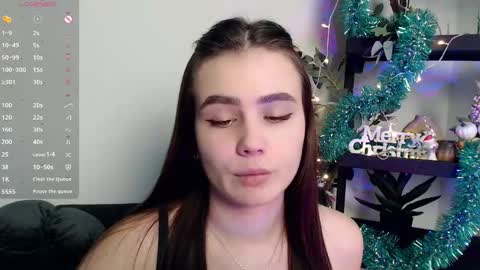 lolapalmer_ online show from January 5, 2025, 11:22 pm