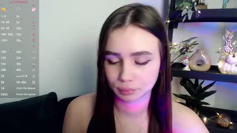lolapalmer_ online show from January 18, 2025, 2:47 am