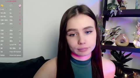 lolapalmer_ online show from January 19, 2025, 7:26 pm