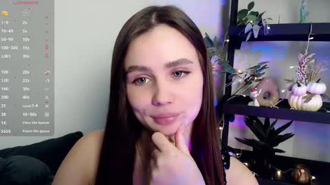 lolapalmer_ online show from January 21, 2025, 8:21 pm