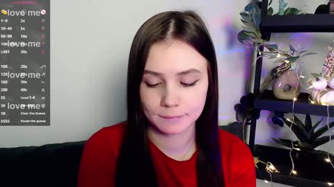 lolapalmer_ online show from March 12, 2025, 1:58 am