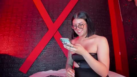 Snapshot of lolaxxxperiience chatting on January 6, 2026, 11:47 am Lola online show from January 6, 2026, 11:47 am