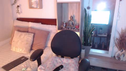 Dear tippers follow me on my new cb account lennarogers online show from February 9, 2025, 1:22 am