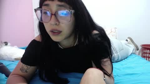 Snapshot of lolitabitchhorney_ chatting on January 11, 2025, 5:10 am Lolita online show from January 11, 2025, 5:10 am