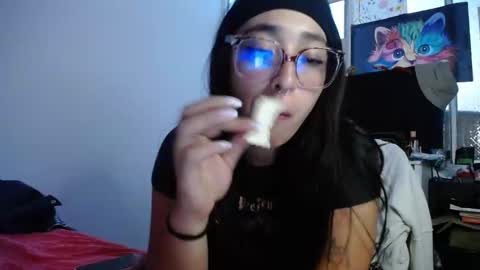 Snapshot of lolitabitchhorney_ chatting on February 27, 2025, 2:21 am Lolita online show from February 27, 2025, 2:21 am