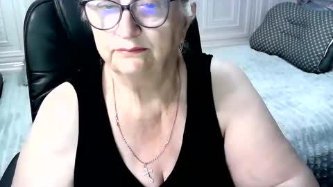 Snapshot of lolkaalyss chatting on May 28, 2026, 8:00 am LolkaAlyss online show from May 28, 2026, 8:00 am