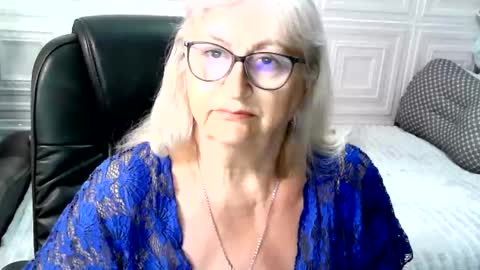 Snapshot of lolkaalyss chatting on July 12, 2026, 11:12 am LolkaAlyss online show from July 12, 2026, 11:12 am