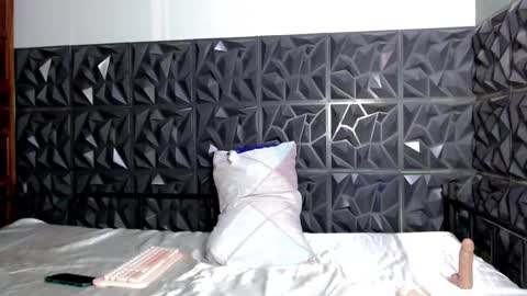 Pretty Janne 3 online show from February 20, 2025, 1:51 pm