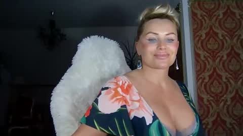 Snapshot of lollyta2023 chatting on February 15, 2025, 3:06 pm Roxy online show from February 15, 2025, 3:06 pm