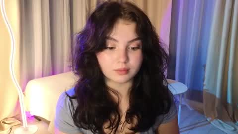 lollyy_pop online show from June 12, 2026, 1:37 am