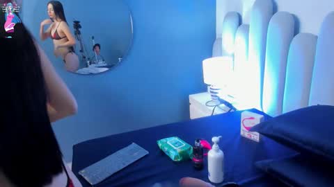 Loly online show from October 26, 2025, 12:00 pm