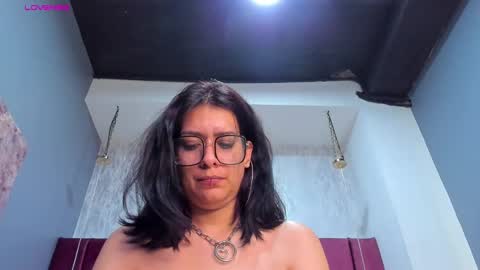 Loly online show from February 23, 2025, 4:07 am