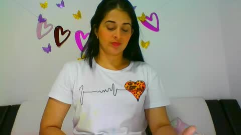 estehfania online show from February 16, 2025, 12:52 am