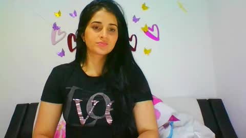 estehfania online show from February 23, 2025, 1:02 am