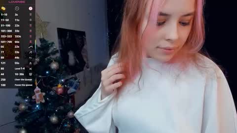 Lona online show from December 20, 2025, 6:48 pm