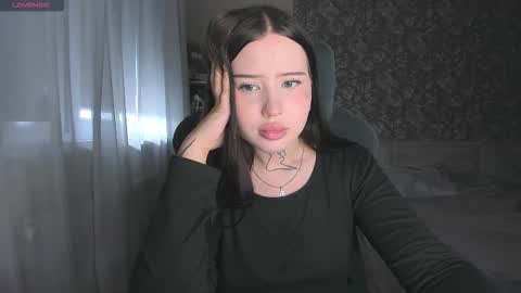 lona online show from September 11, 2025, 10:04 am