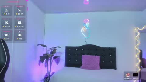 london_tay online show from September 13, 2025, 7:13 pm