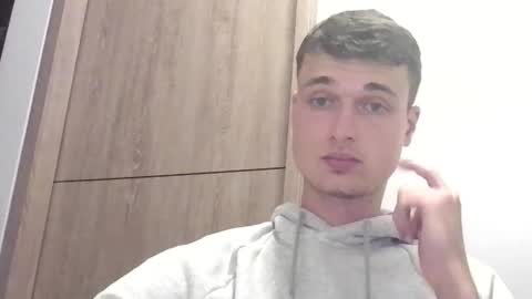 Snapshot of london_tomy chatting on November 3, 2025, 10:53 pm london_tomy online show from November 3, 2025, 10:53 pm