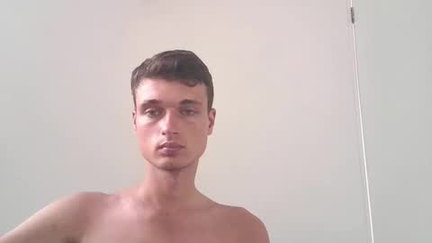 Snapshot of london_tomy chatting on November 26, 2025, 7:26 pm london_tomy online show from November 26, 2025, 7:26 pm