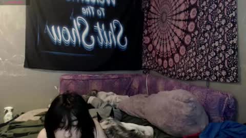 londonray online show from September 29, 2025, 4:06 am