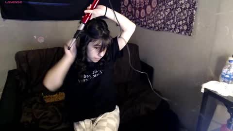 londonray online show from March 16, 2026, 8:24 pm