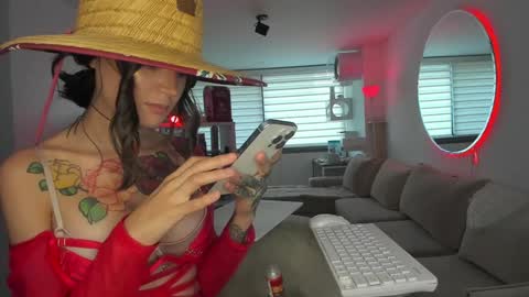 SABRINA online show from January 13, 2025, 9:52 pm