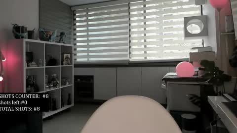 SABRINA online show from January 8, 2026, 4:42 pm