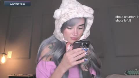 Snapshot of lonelly_lolly98 chatting on May 15, 2026, 11:23 pm SABRINA online show from May 15, 2026, 11:23 pm