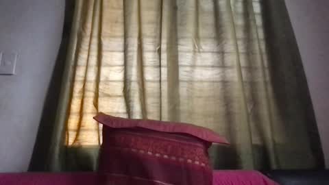 TOPwithEXTRABiG online show from November 19, 2025, 5:07 am