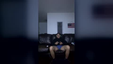 Longbeachslut  online show from January 13, 2026, 11:48 am