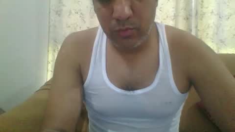 Snapshot of longthick1985 chatting on April 19, 2026, 10:25 am Lleida-man online show from April 19, 2026, 10:25 am