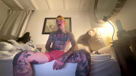 Snapshot of longwalksonthebeach69 chatting on February 26, 2026, 7:51 am longwalksonthebeach69 online show from February 26, 2026, 7:51 am