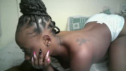 Snapshot of lonybrown chatting on June 15, 2026, 3:09 am lonybrown online show from June 15, 2026, 3:09 am