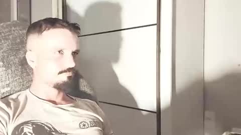 Lucas online show from March 17, 2026, 6:33 pm