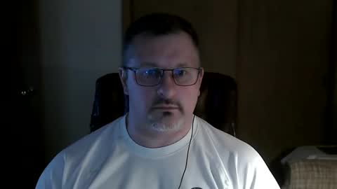 Snapshot of lookin75 chatting on January 17, 2026, 4:50 am lookin75 online show from January 17, 2026, 4:50 am