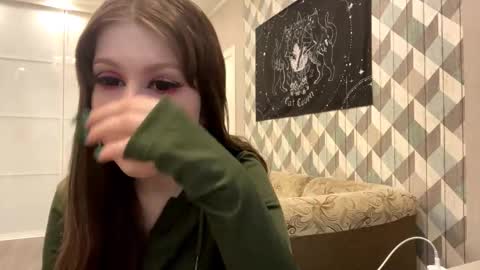 EVA online show from October 7, 2025, 5:04 am