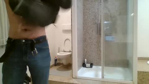 Robin online show from January 2, 2025, 1:40 pm