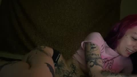 lookingforlona online show from October 15, 2025, 3:12 pm