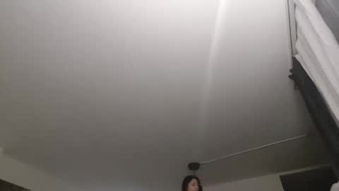 loolaunshaved online show from November 19, 2025, 9:48 pm