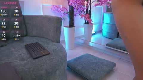 Loona Nyx online show from September 12, 2025, 11:43 am