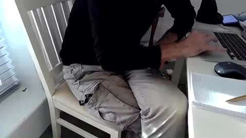 loose565 online show from January 7, 2025, 2:19 pm