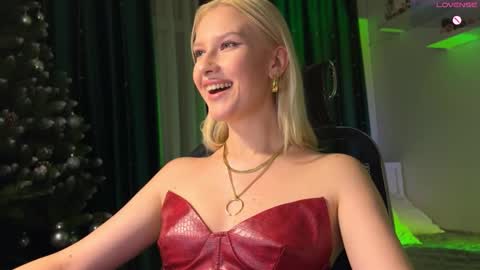 Lora heil online show from December 19, 2025, 2:24 pm